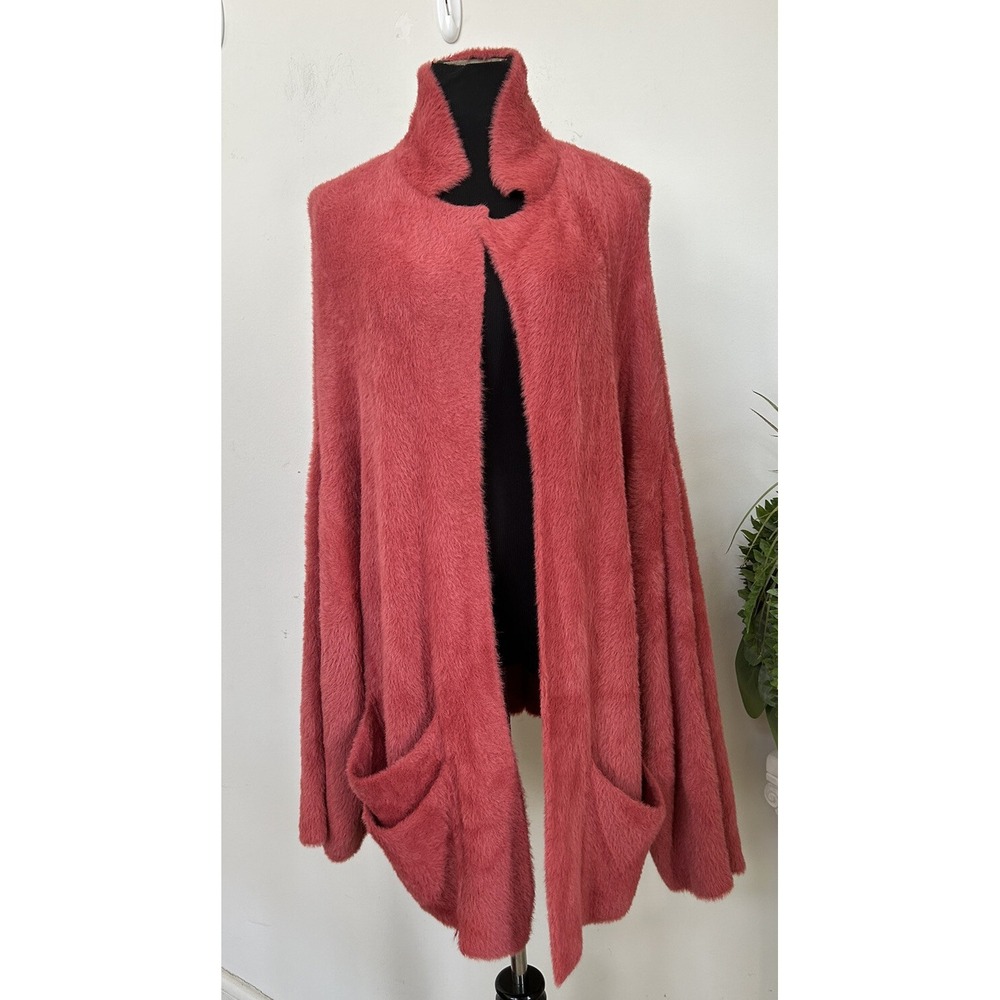 Free People FP One Cardigan Sweater Oversize Pink Fuzzy Cozy Collared‎ Sz M